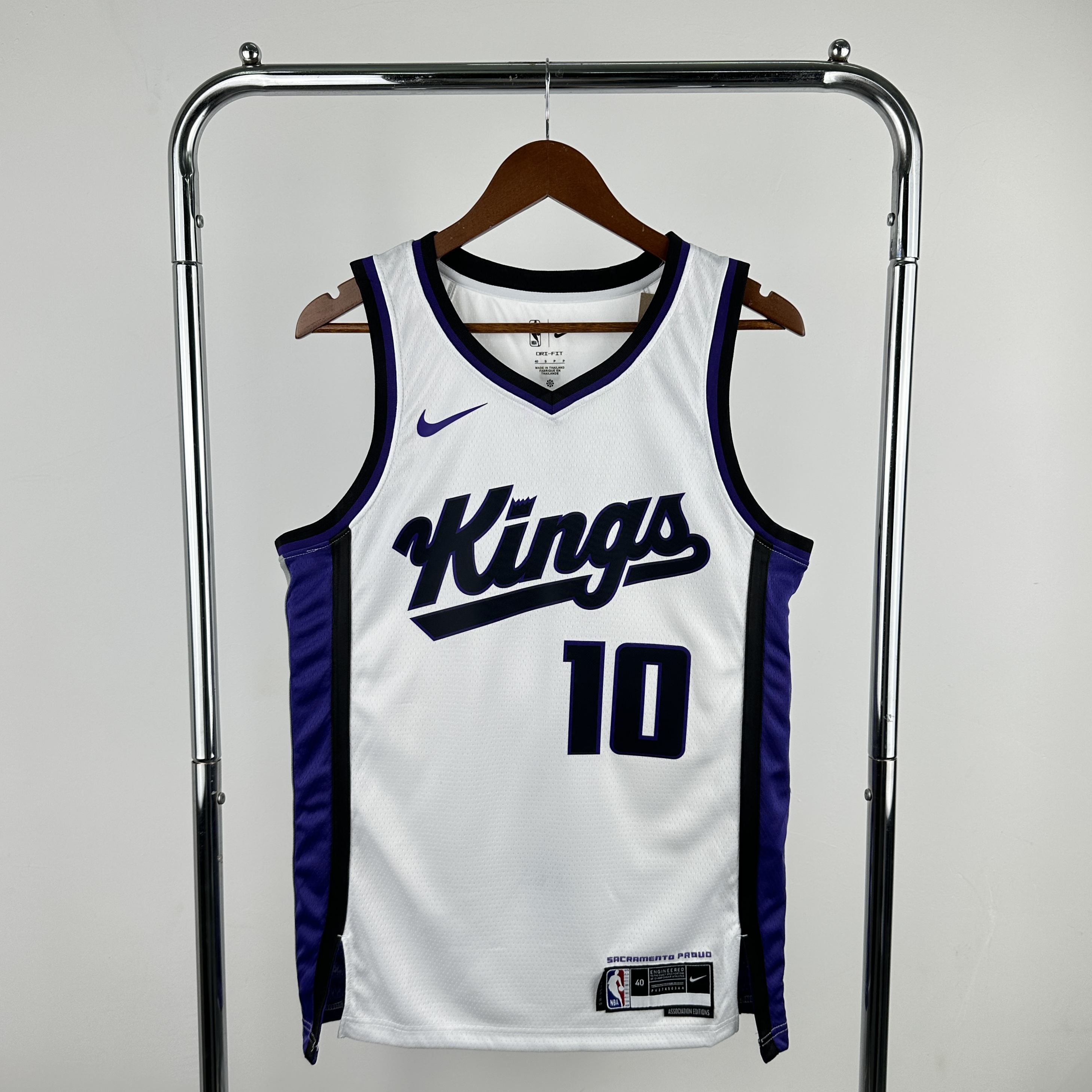 Men Sacramento Kings 10 DeRozan White Season Nike 2024 NBA Jersey